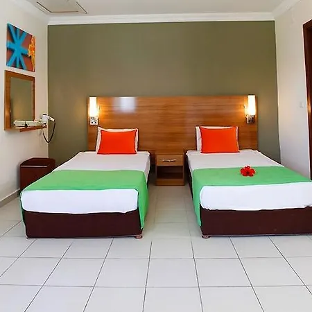 فندق Sunlight Garden 3*