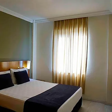 Sunlight Garden Hotel