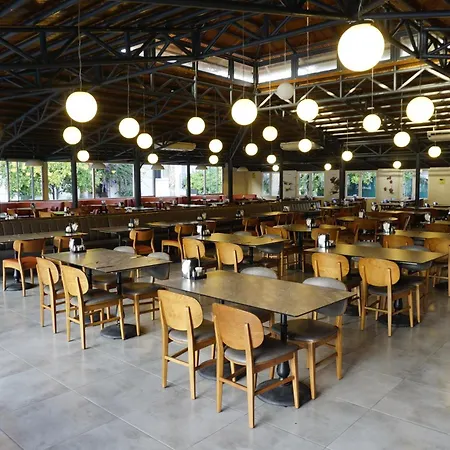 מלון Sunlight Garden סייד