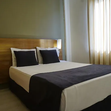 Sunlight Garden סייד