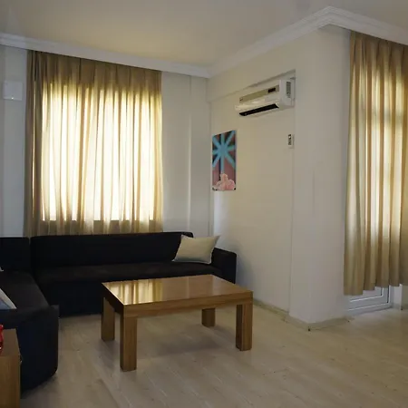 מלון Sunlight Garden