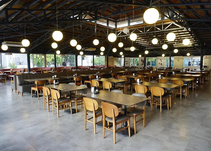 Szálloda Sunlight Garden Side